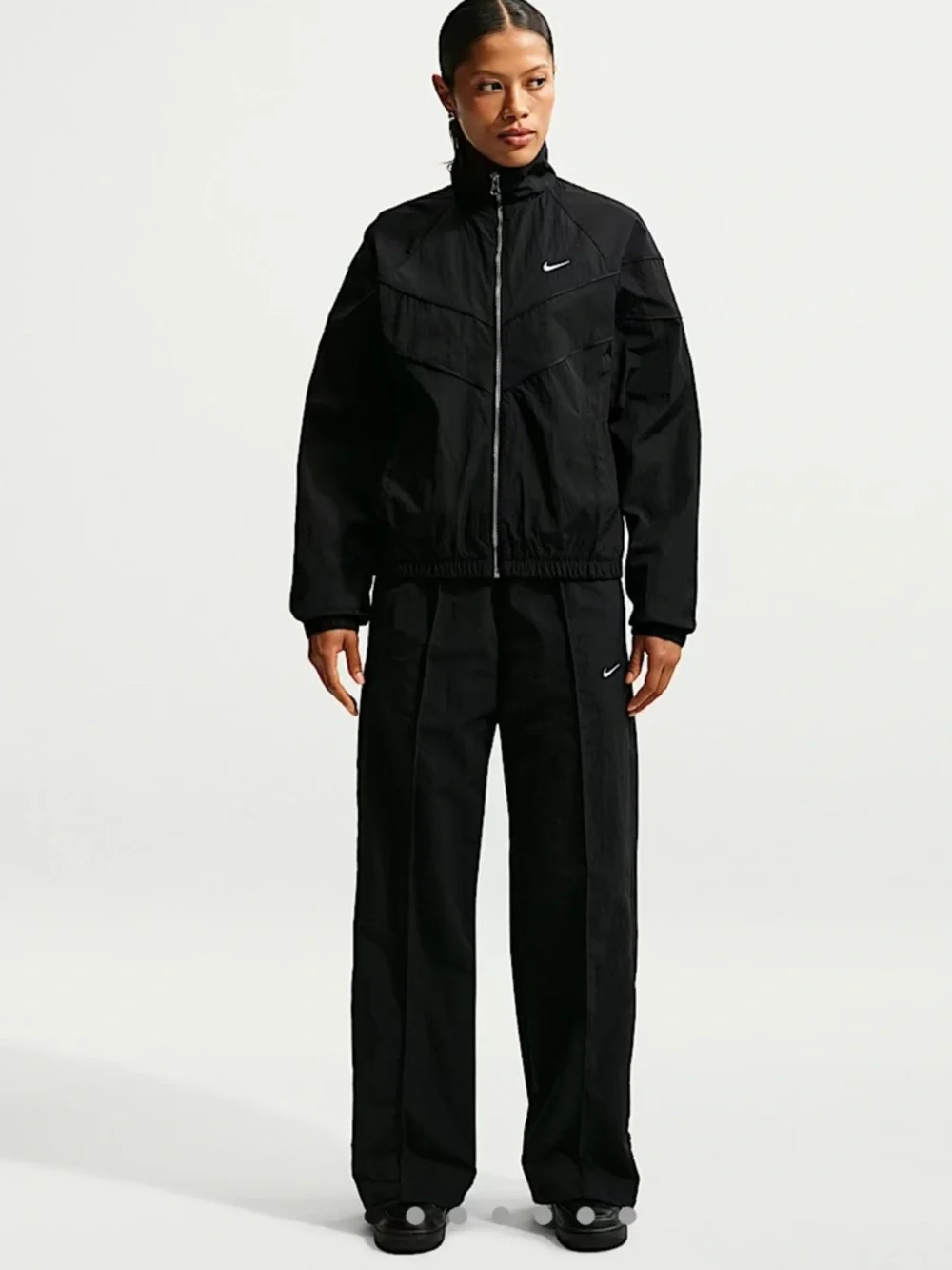 Nike Sportswear Everything Wovens Mid-Rise Open-Hem Pants